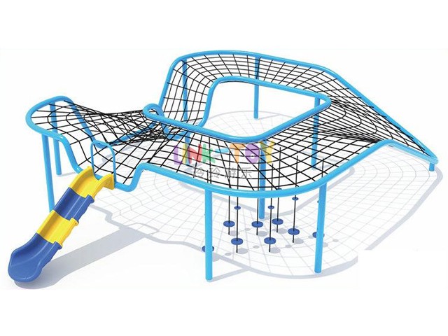 不锈钢滑梯经常出现在公园